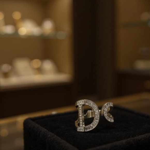 Silver plated ring adjustable size paved clear CZ - Picture 3 of 12